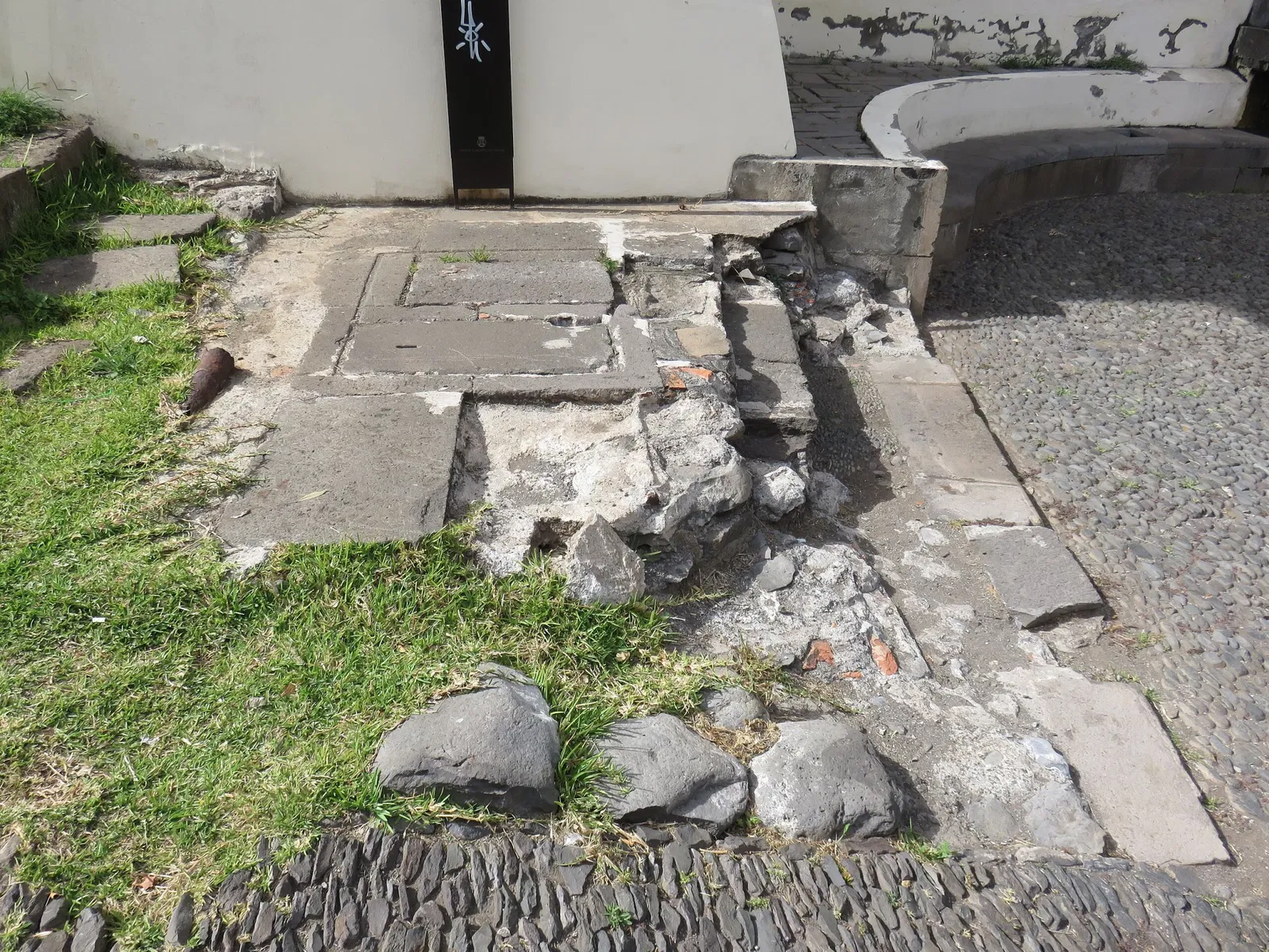 São Lourenço Palace Museum