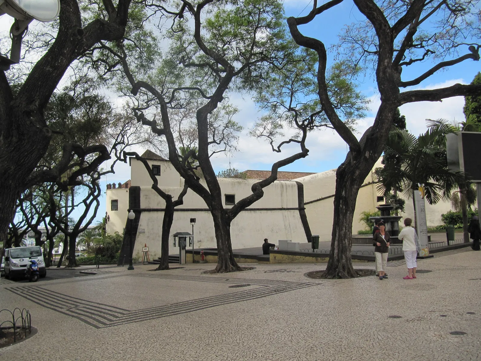São Lourenço Palace Museum
