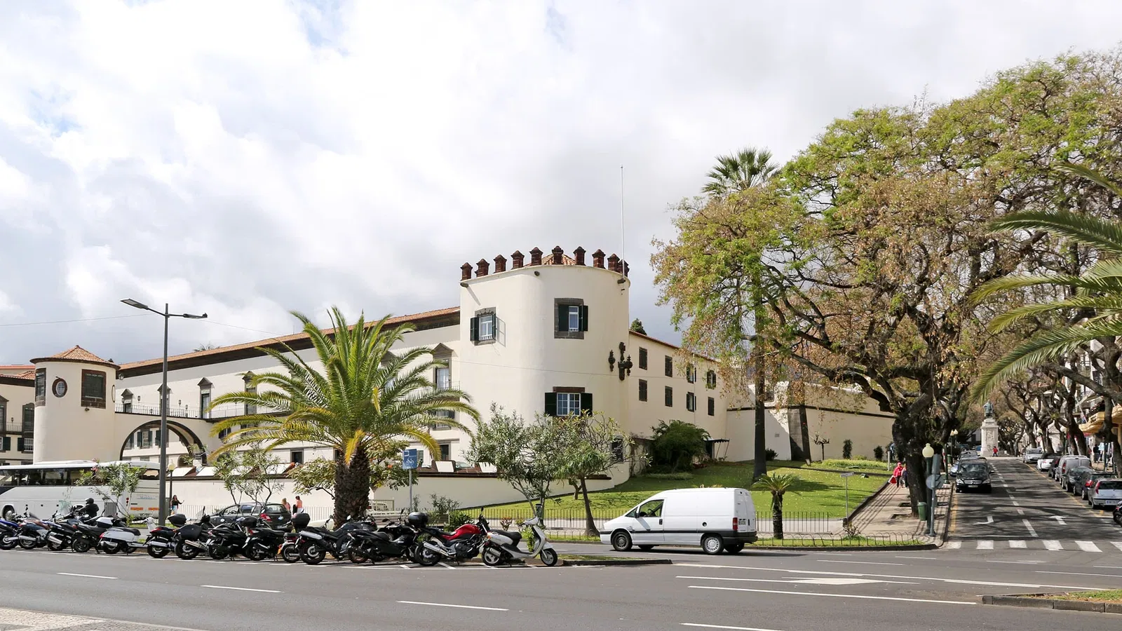 São Lourenço Palace Museum