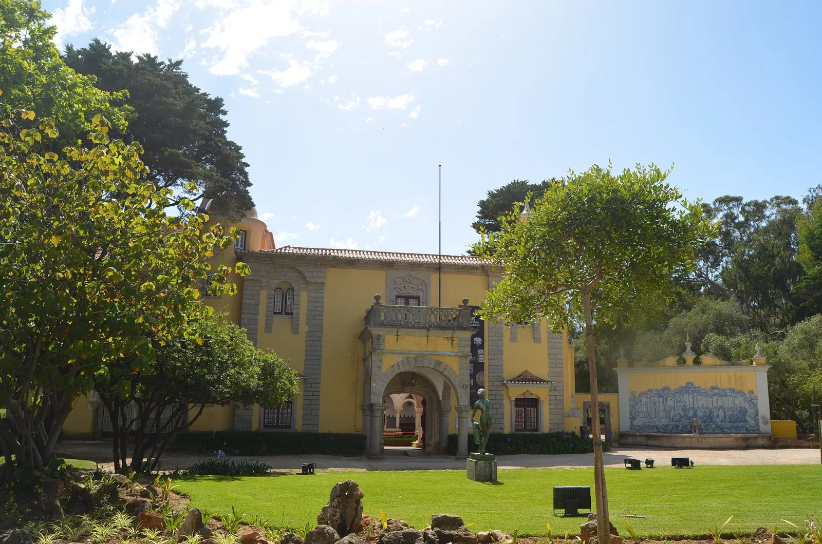 Museu Condes de Castro Guimarães