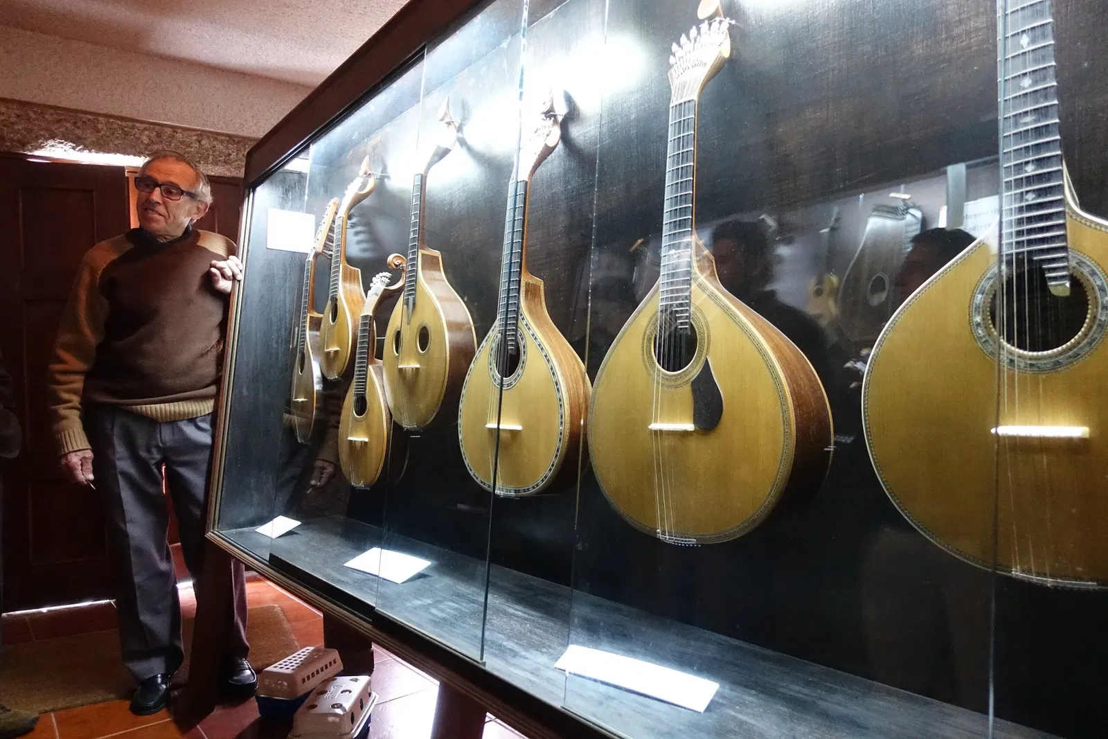 Stringed Instruments Museum