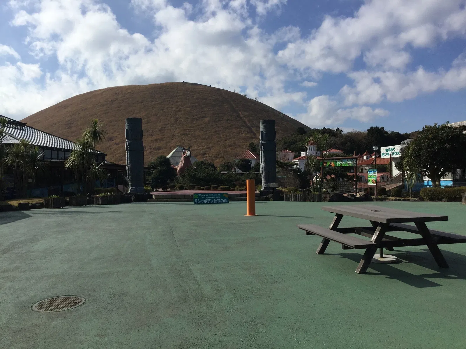 Izu Cactus Park - Izu Shaboten Zoo