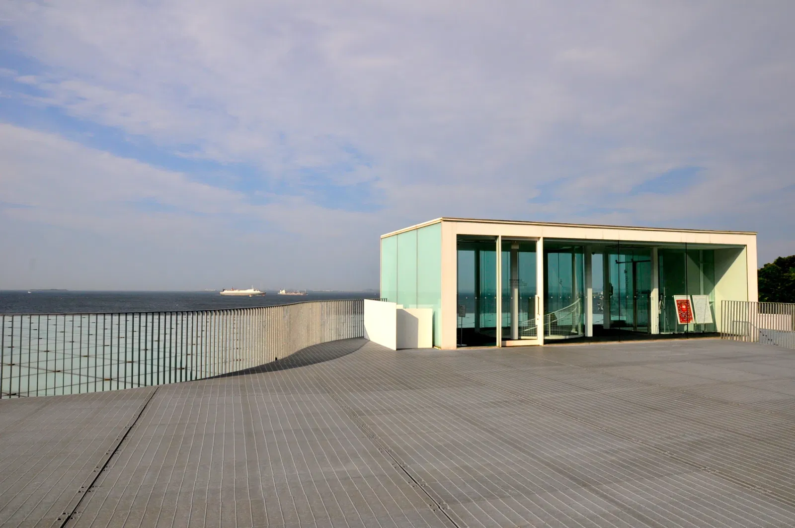 Yokosuka Museum of Art