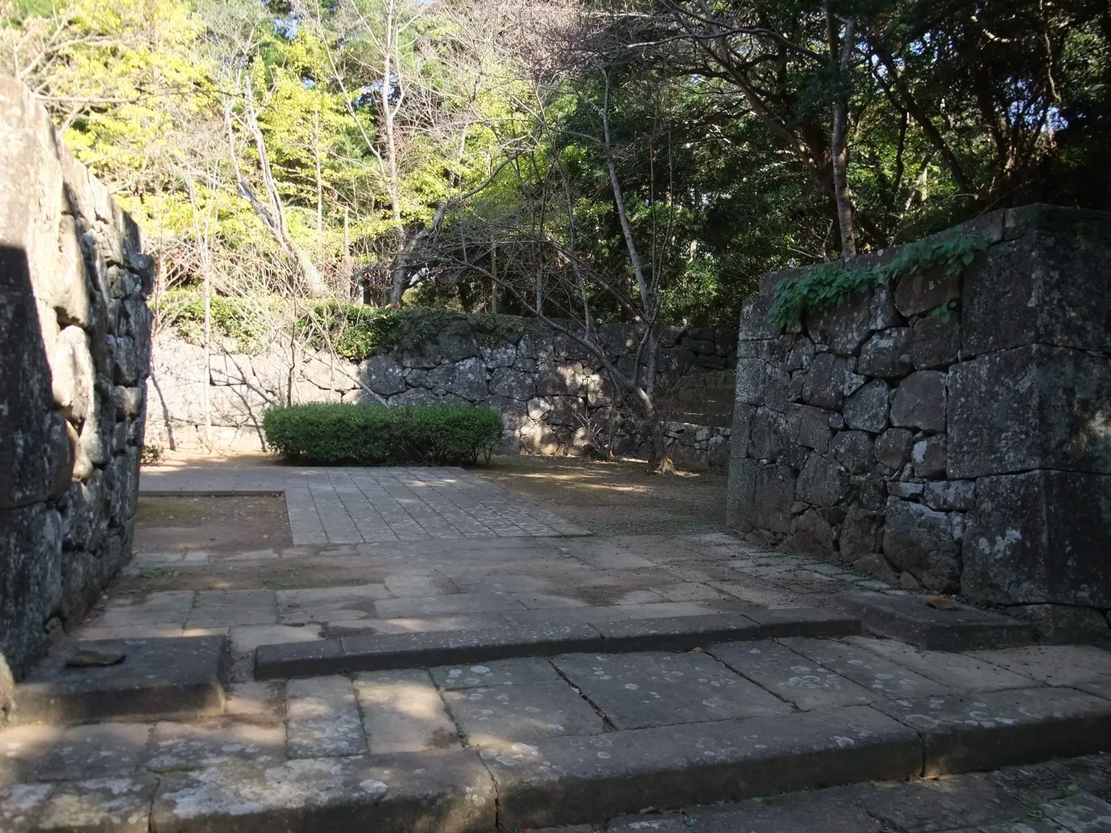 Hirado Castle
