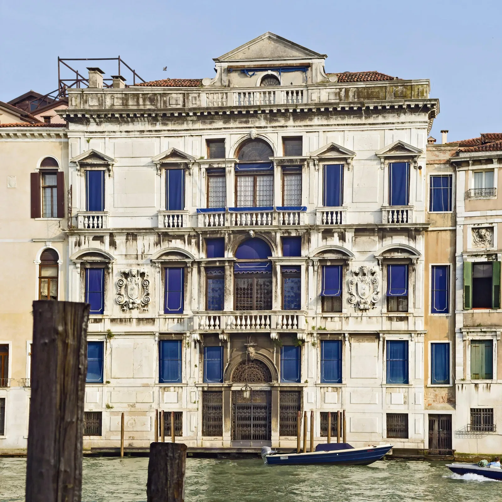 Kimono pour hommes : Des fils de vie, des histoires de style