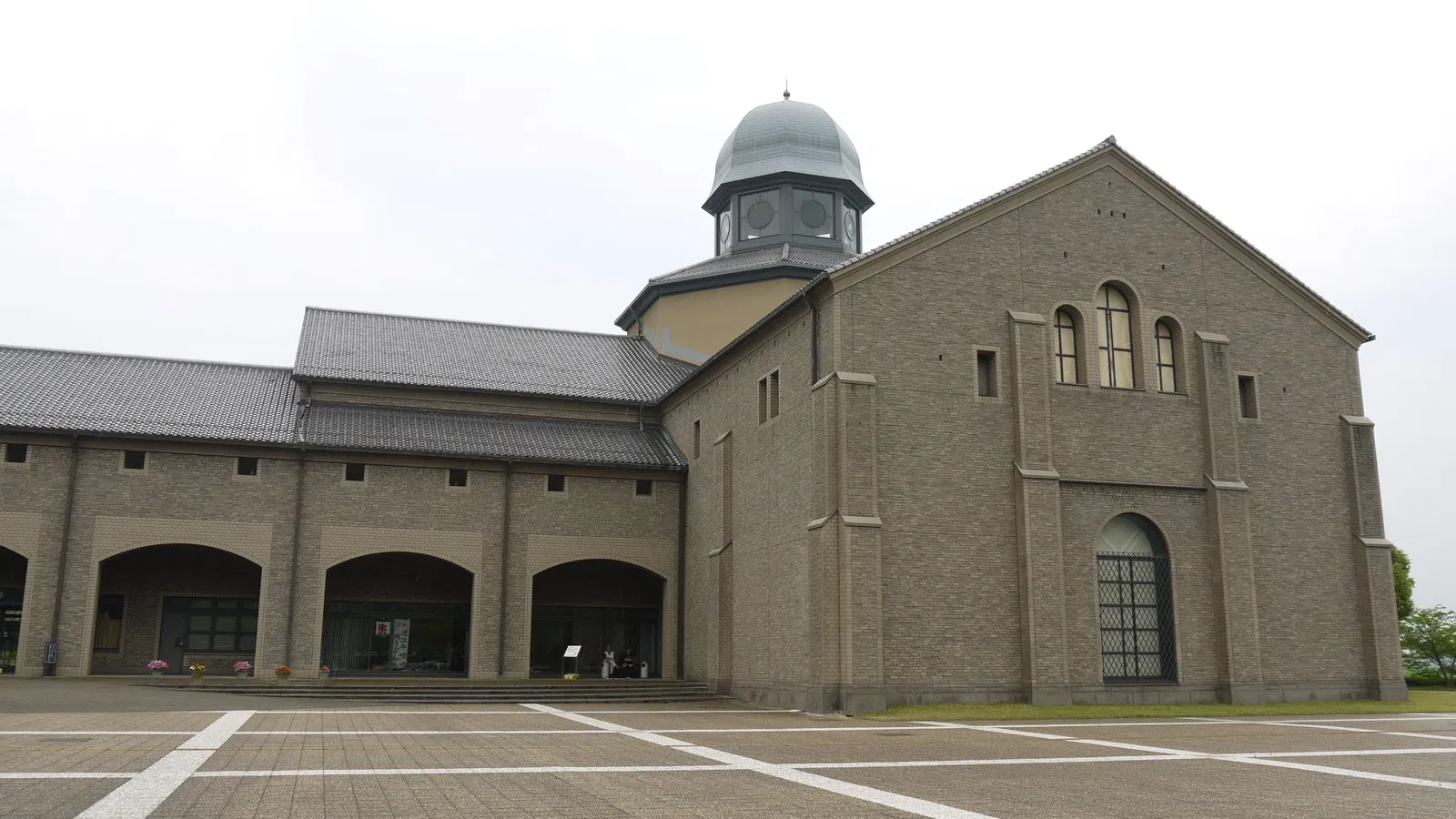 Shiga Prefectural Azuchi Castle Archaeological Museum