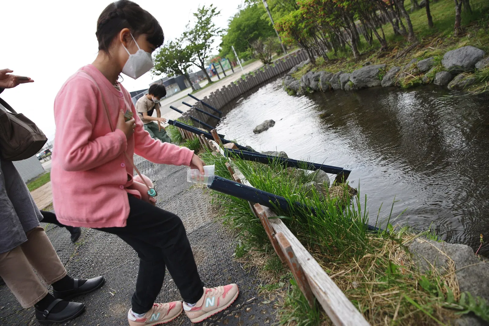 Salmon Hometown Chitose Aquarium