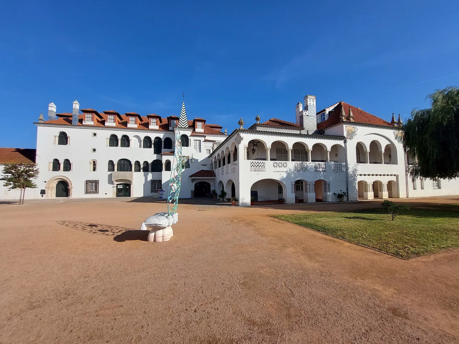Casa dos Patudos - Museu de Alpiarça