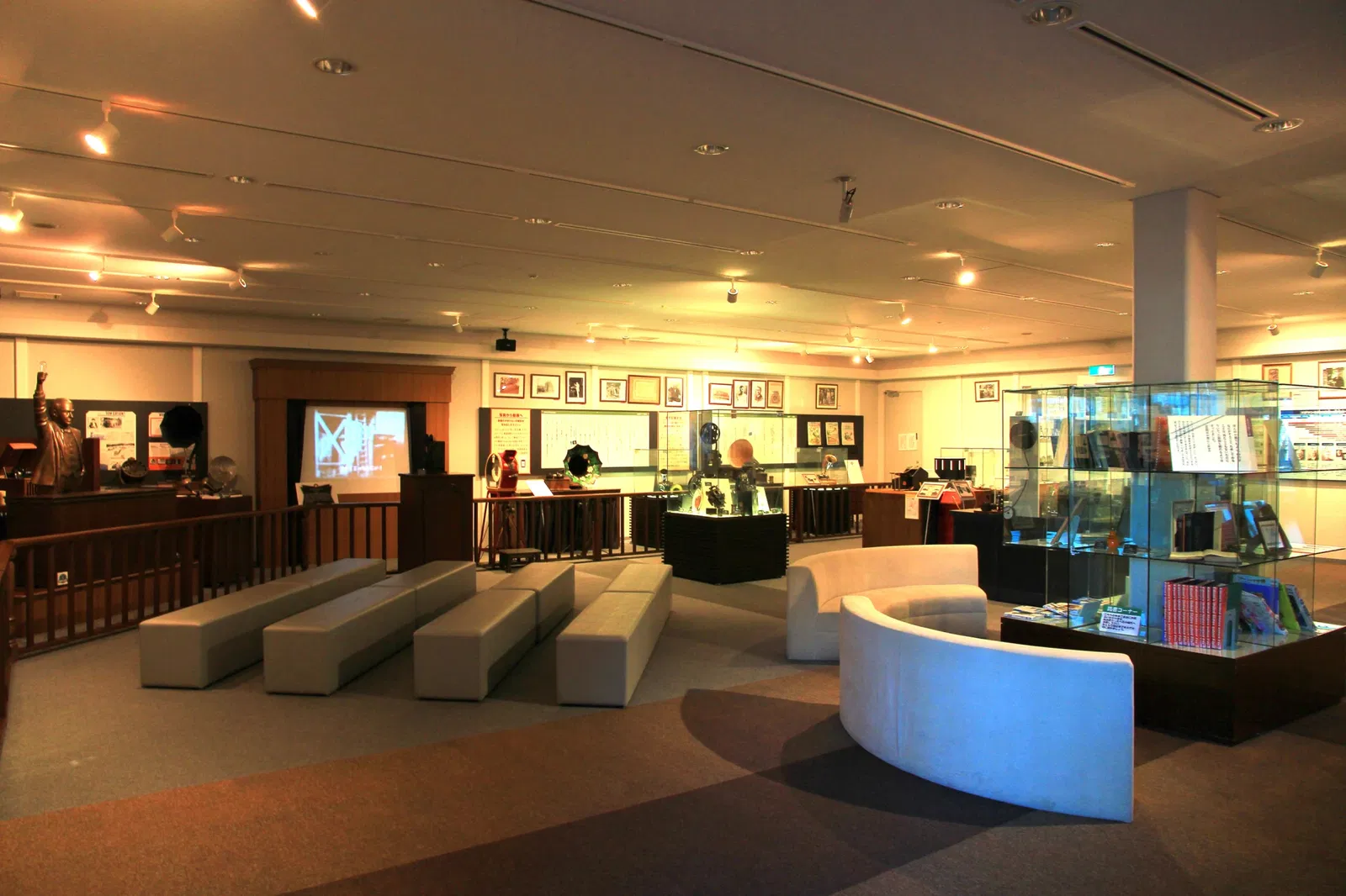 Omochanomachi Bandai Museum