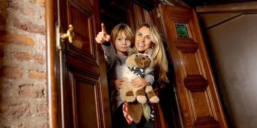 Noet Noet and the Secret Castle Party