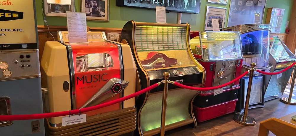 The Ditchburn Jukebox Museum • Joy