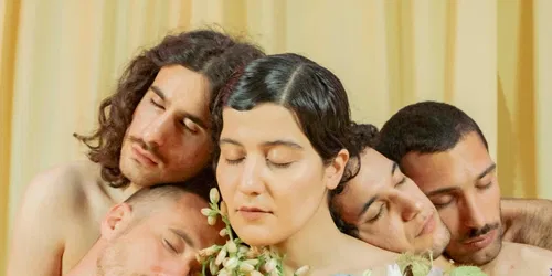 Atoosa Farahmand & Oscar Hagberg: Not a Typical Persian Girl