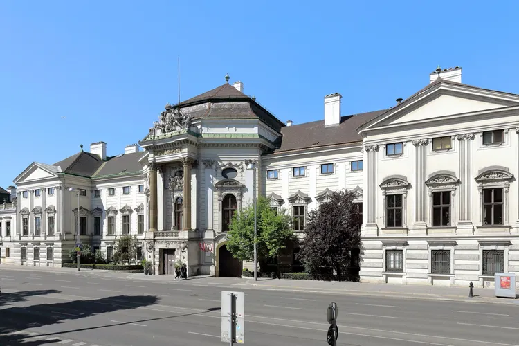 Palais Auersperg