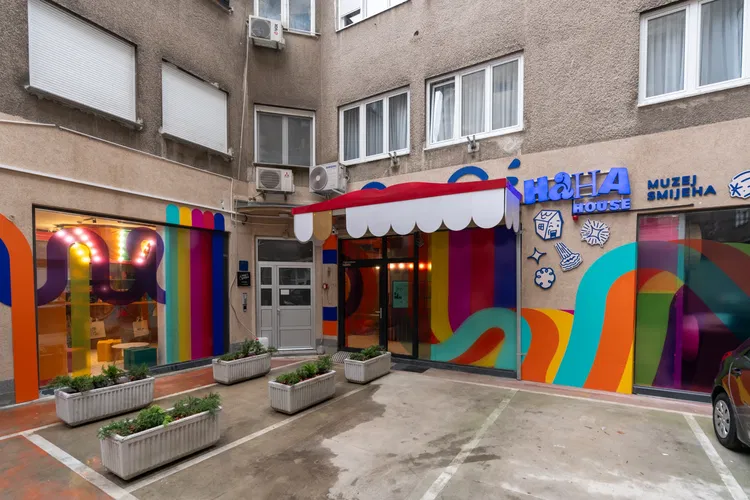HaHaHouse Museum of laughter