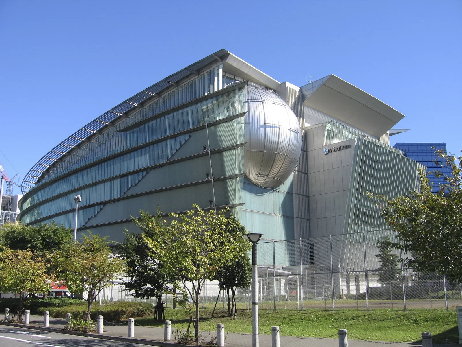 The National Museum of Emerging Science & Innovation Japan (Miraikan)
