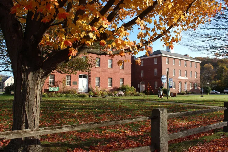 Memorial Hall Museum