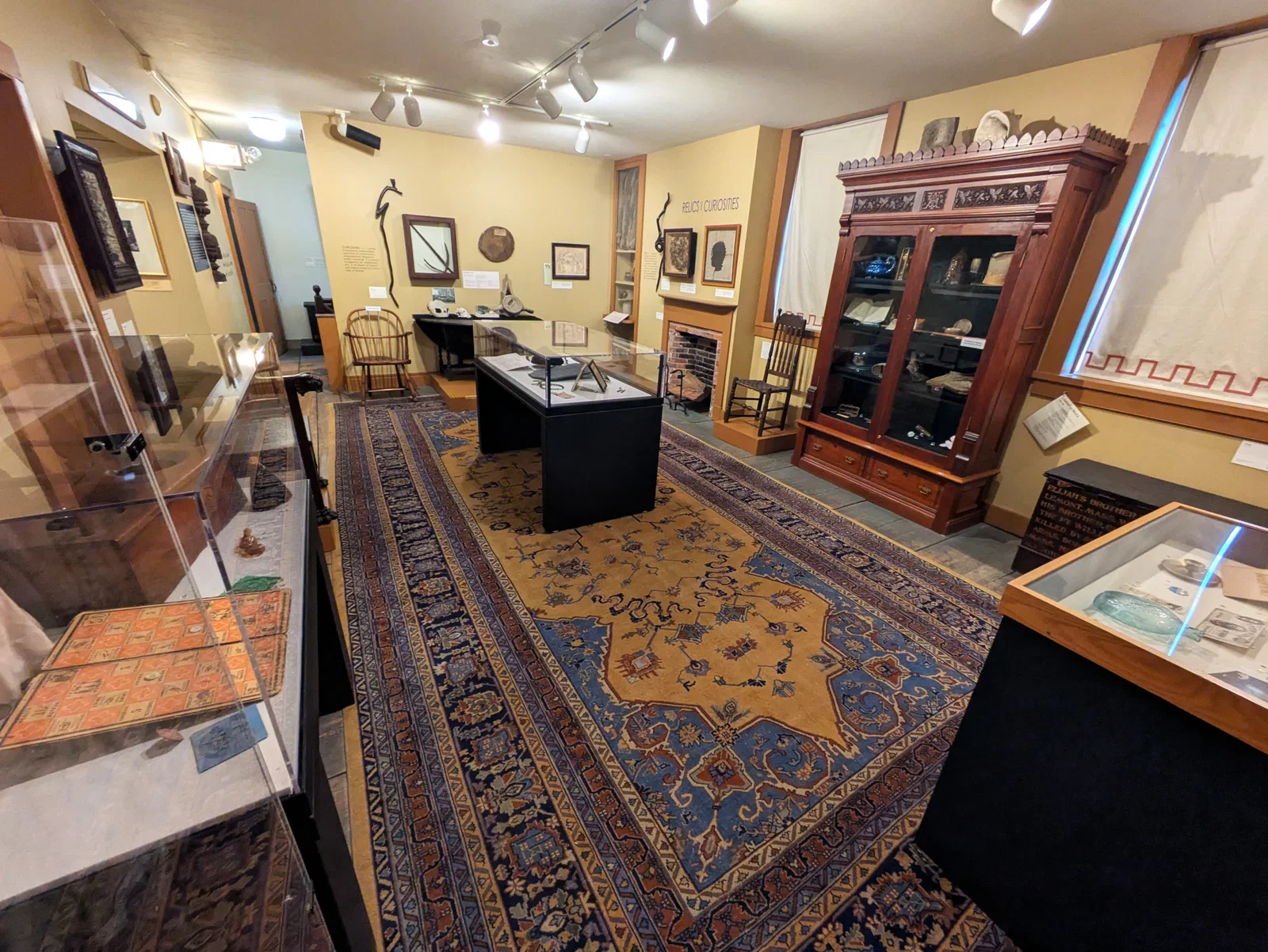 Memorial Hall Museum