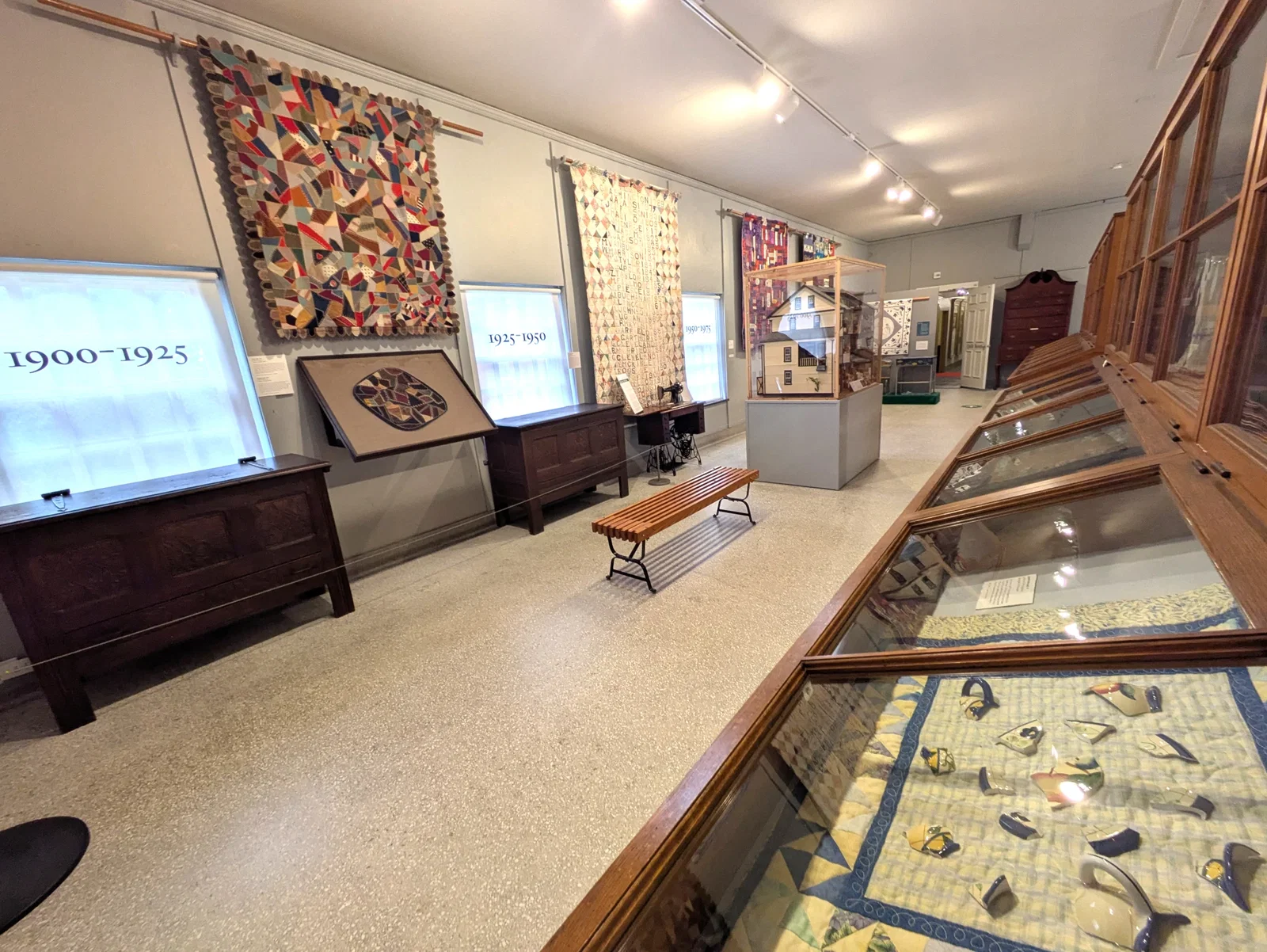 Memorial Hall Museum
