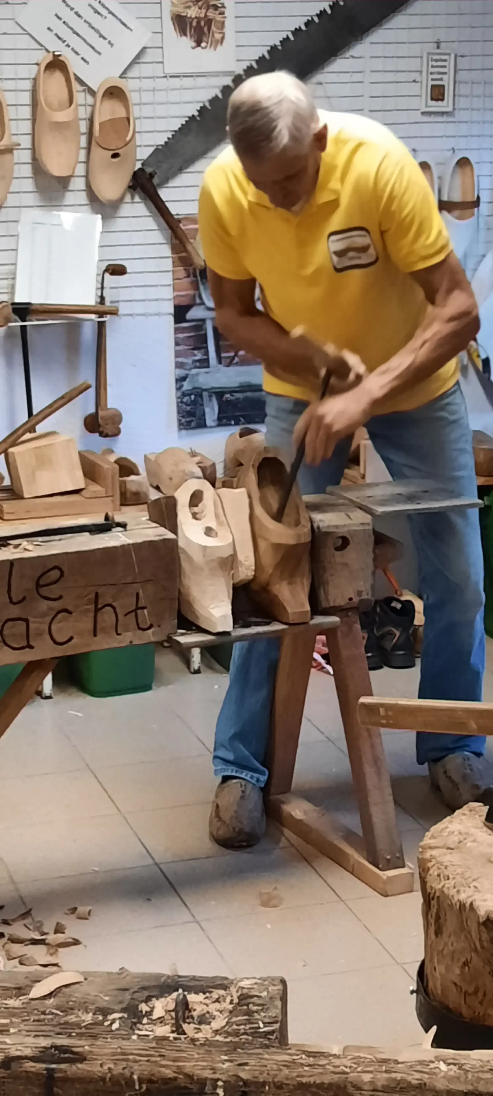 Klompenmuseum 't Oale Ambacht • De Zonnebloem