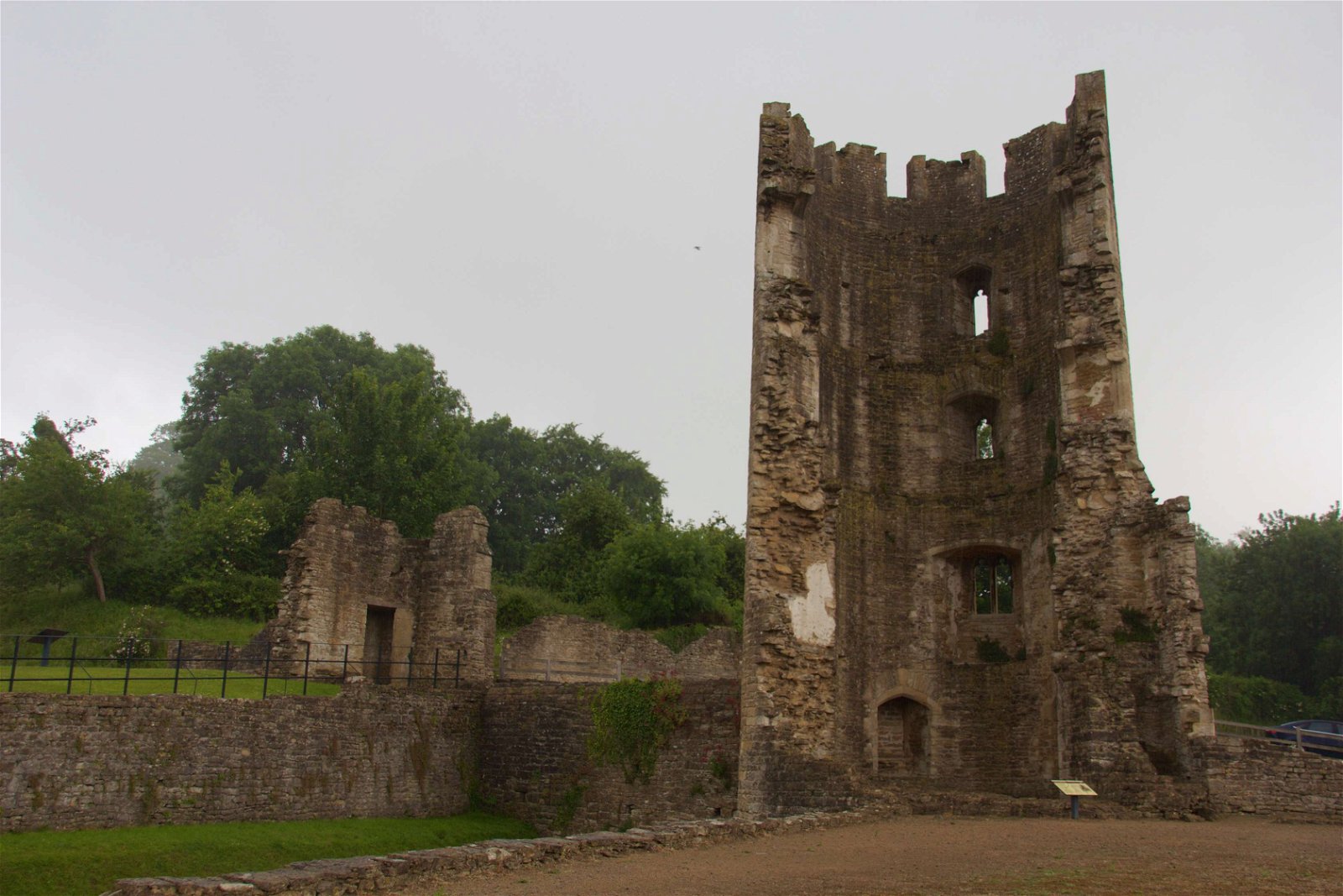 Farleigh Hungerford Castle