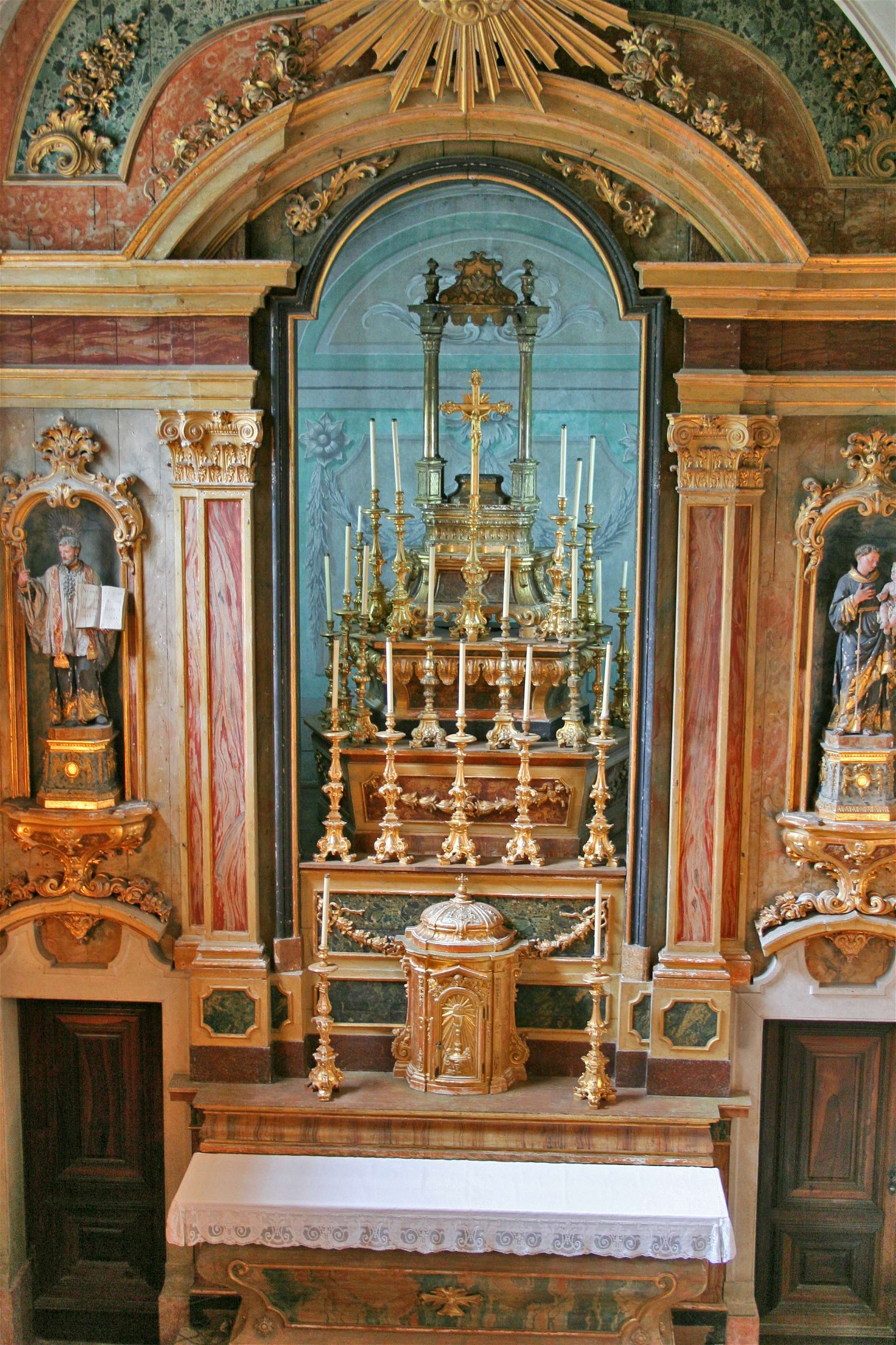 National Museum of Costume and Fashion