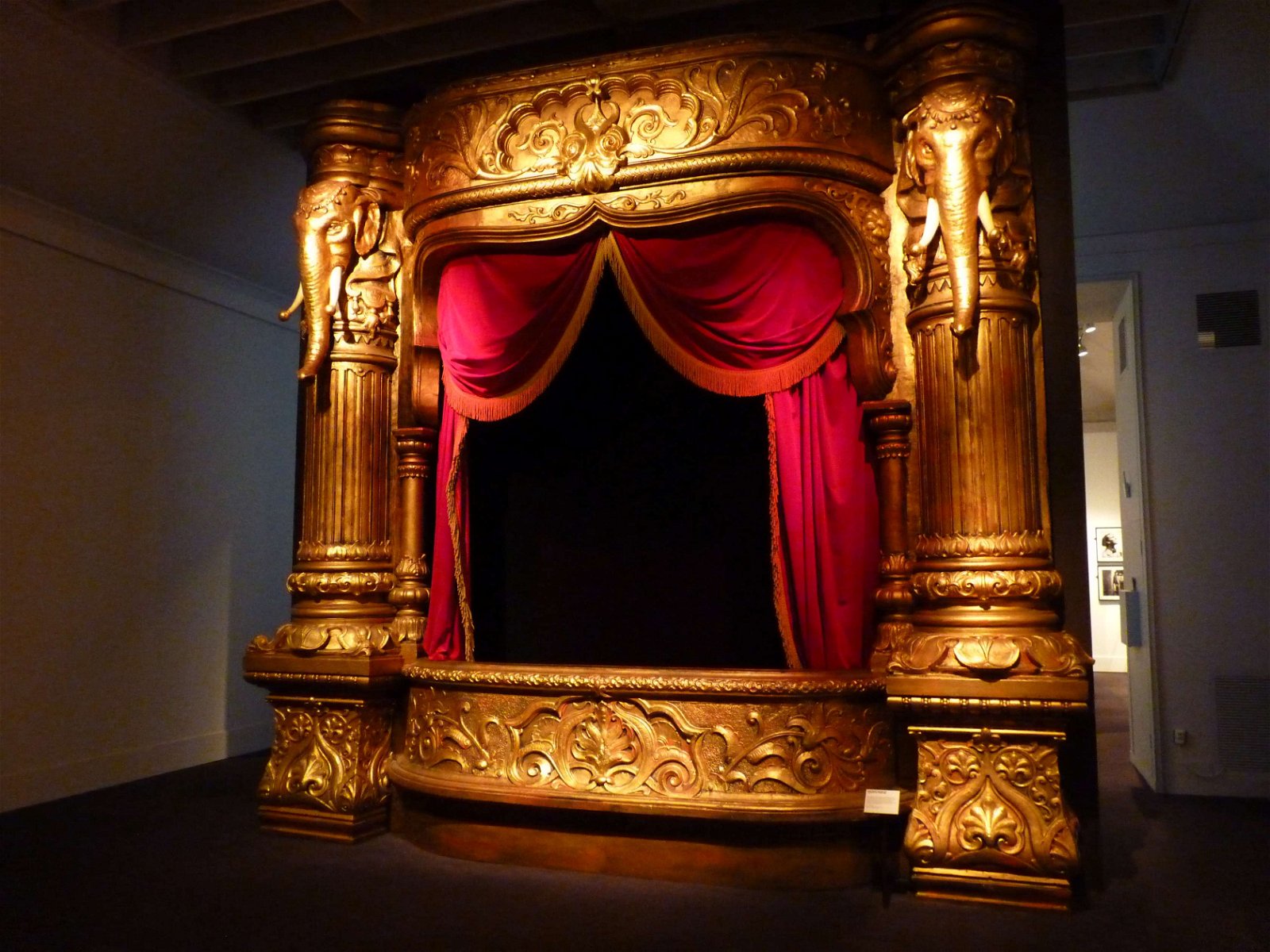 Victoria and Albert Museum