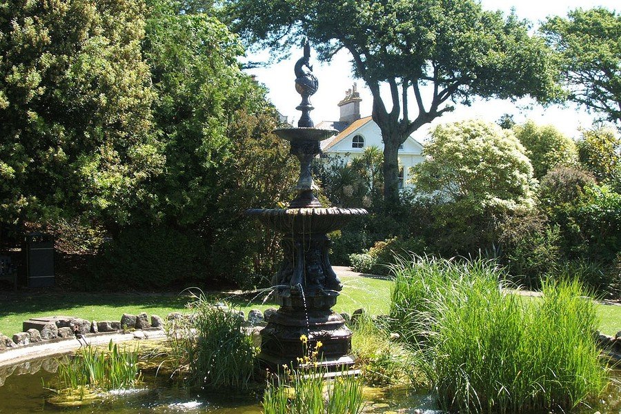 Penlee House Gallery and Museum