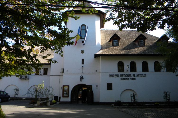 Village Museum (Muzeul Satului)