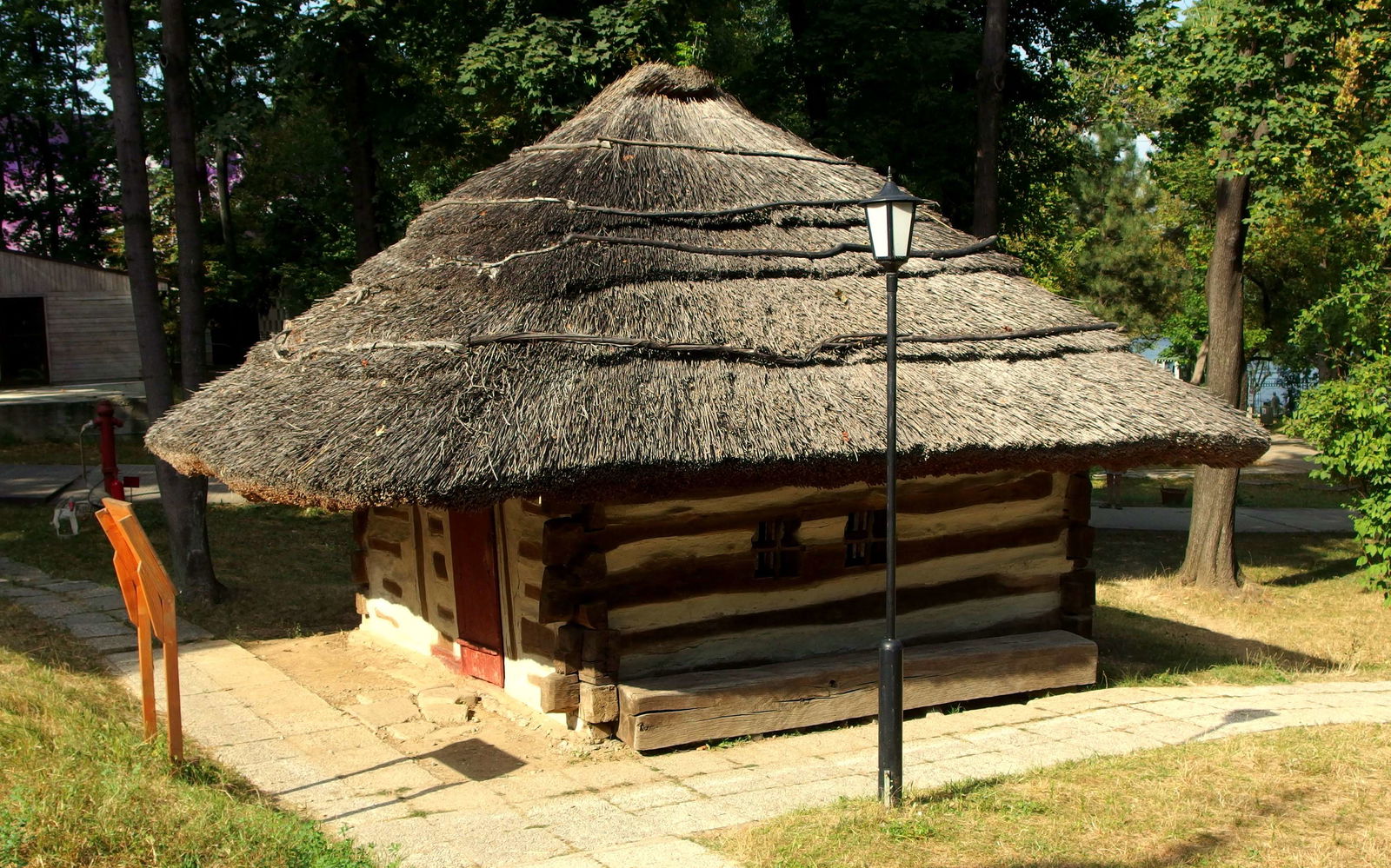 Village Museum (Muzeul Satului)