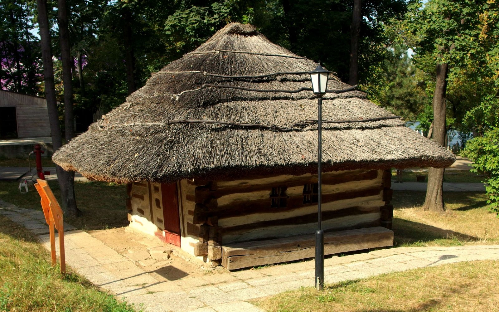 Village Museum (Muzeul Satului)