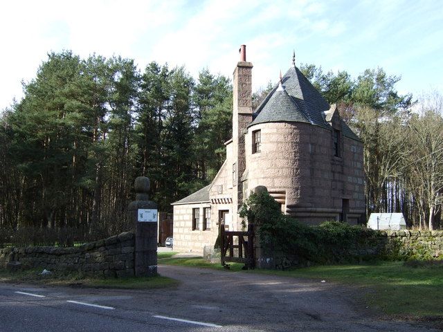 Drum Castle, Garden and Estate