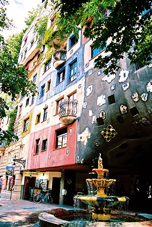 Hundertwasserhaus