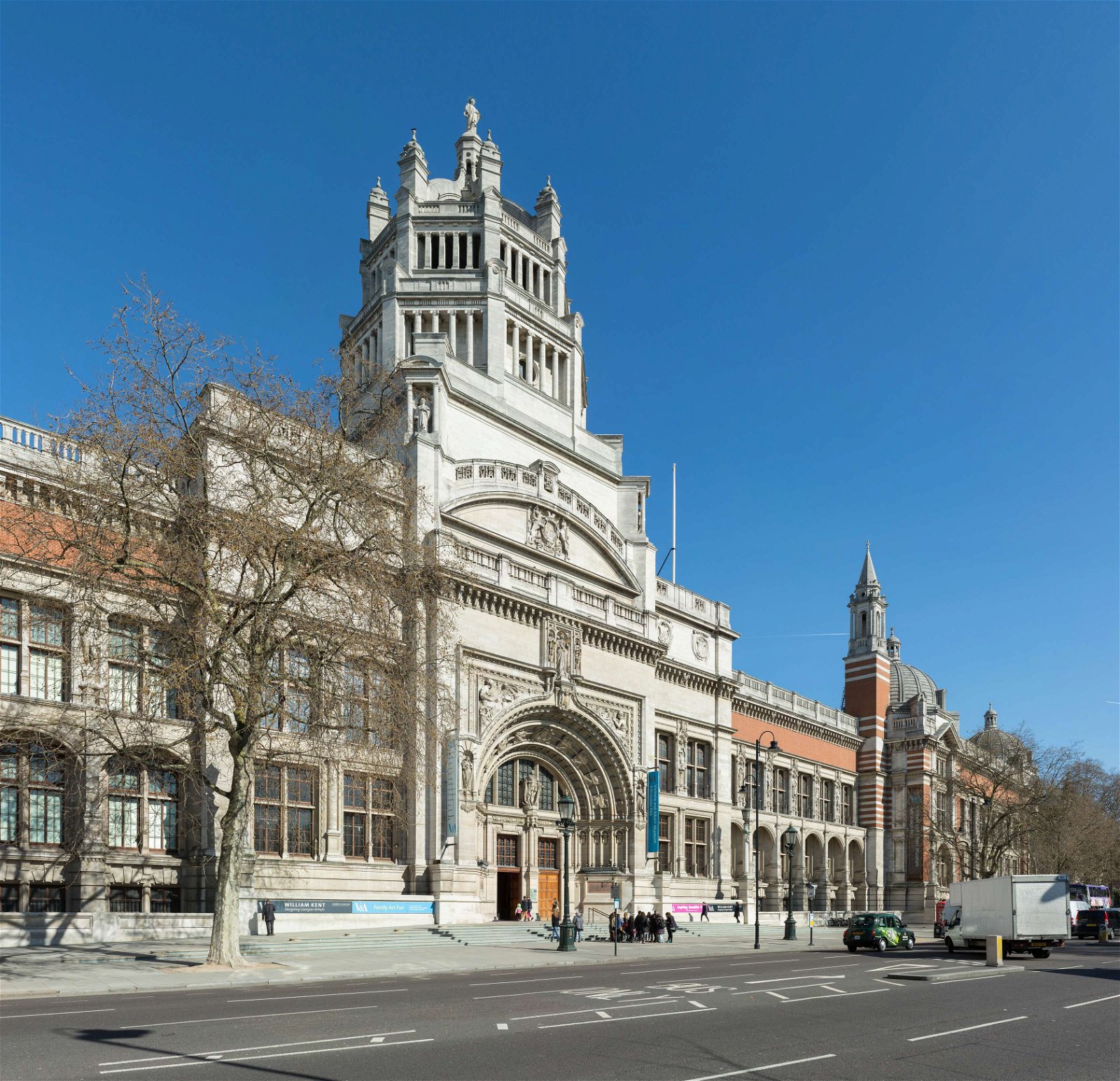 Victoria and Albert Museum (London) - Visitor Information & Reviews