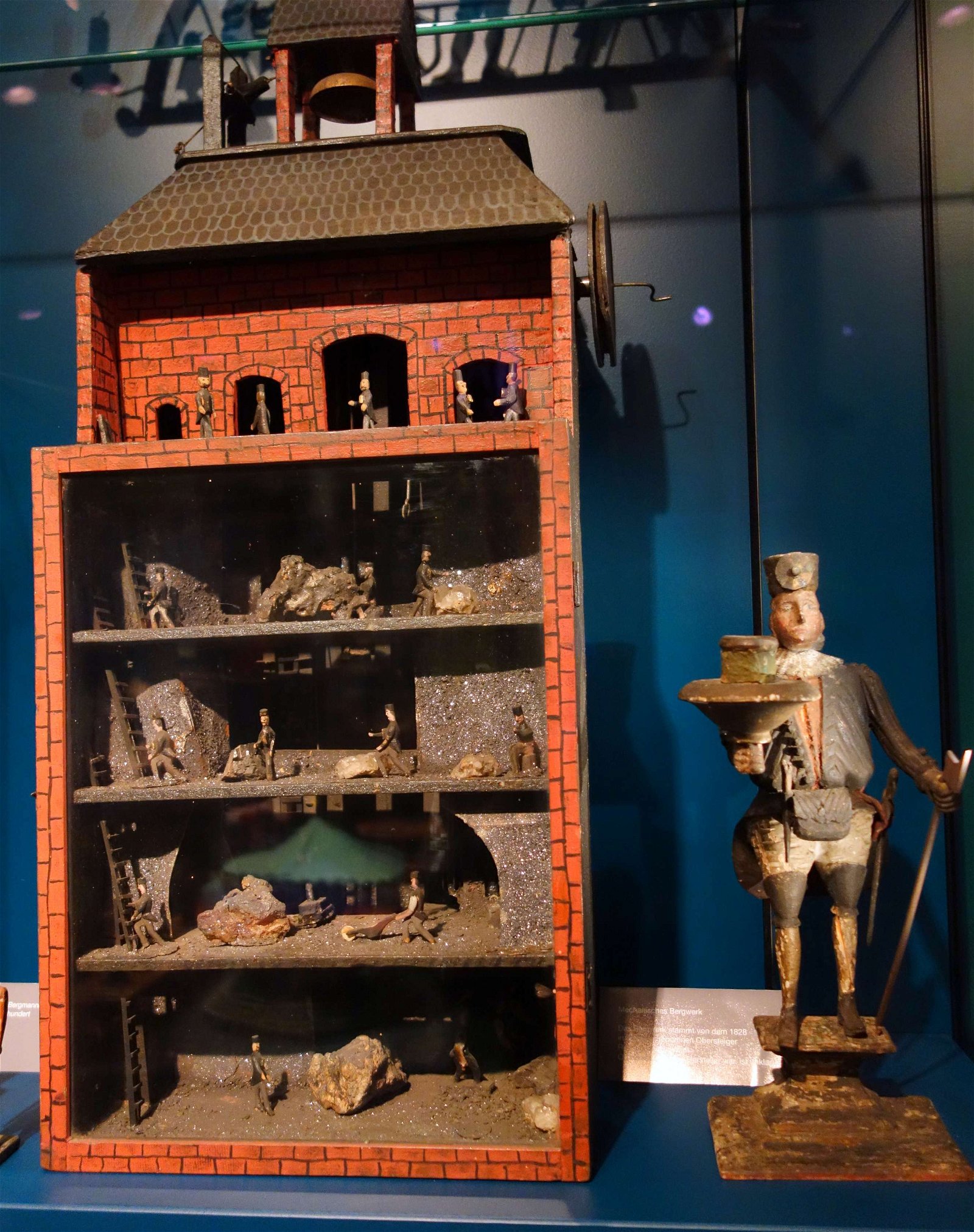 Museum für Sächsische Volkskunst mit Puppentheatersammlung