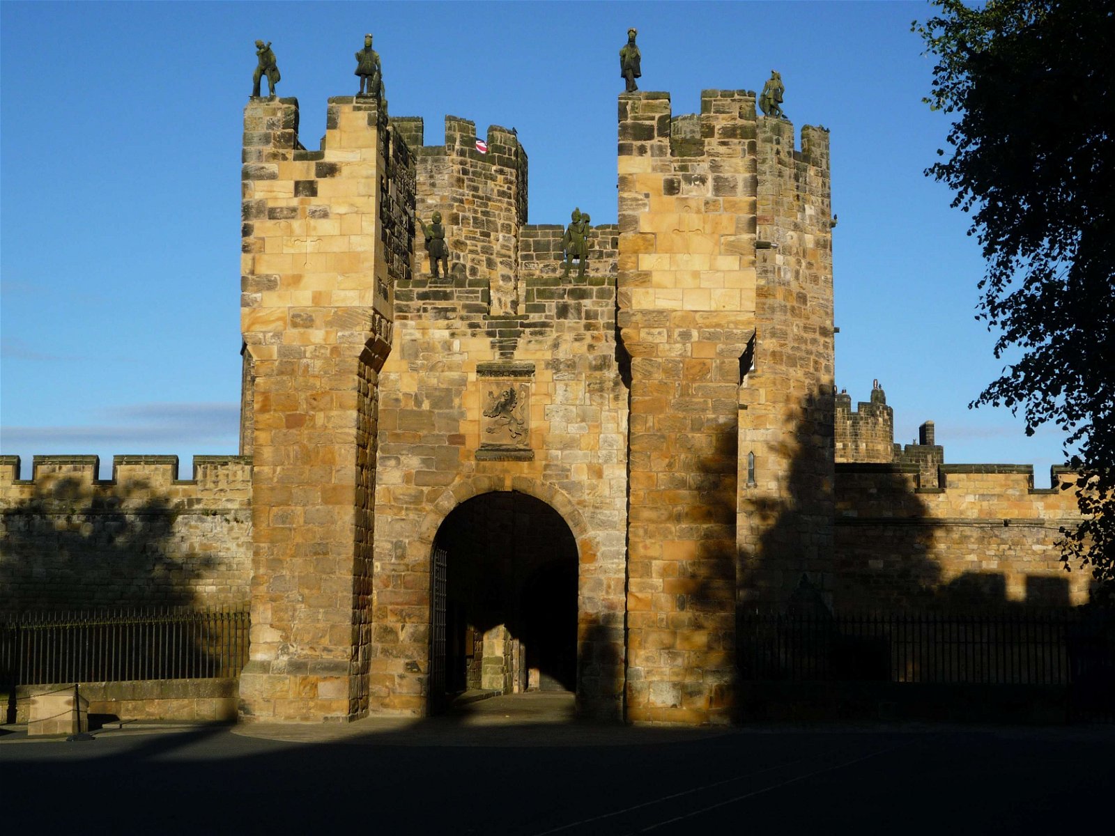 Alnwick Castle