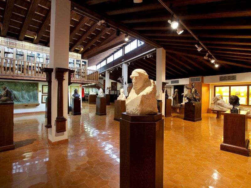 Frederic Mares Museum (Museu Frederic Mares)