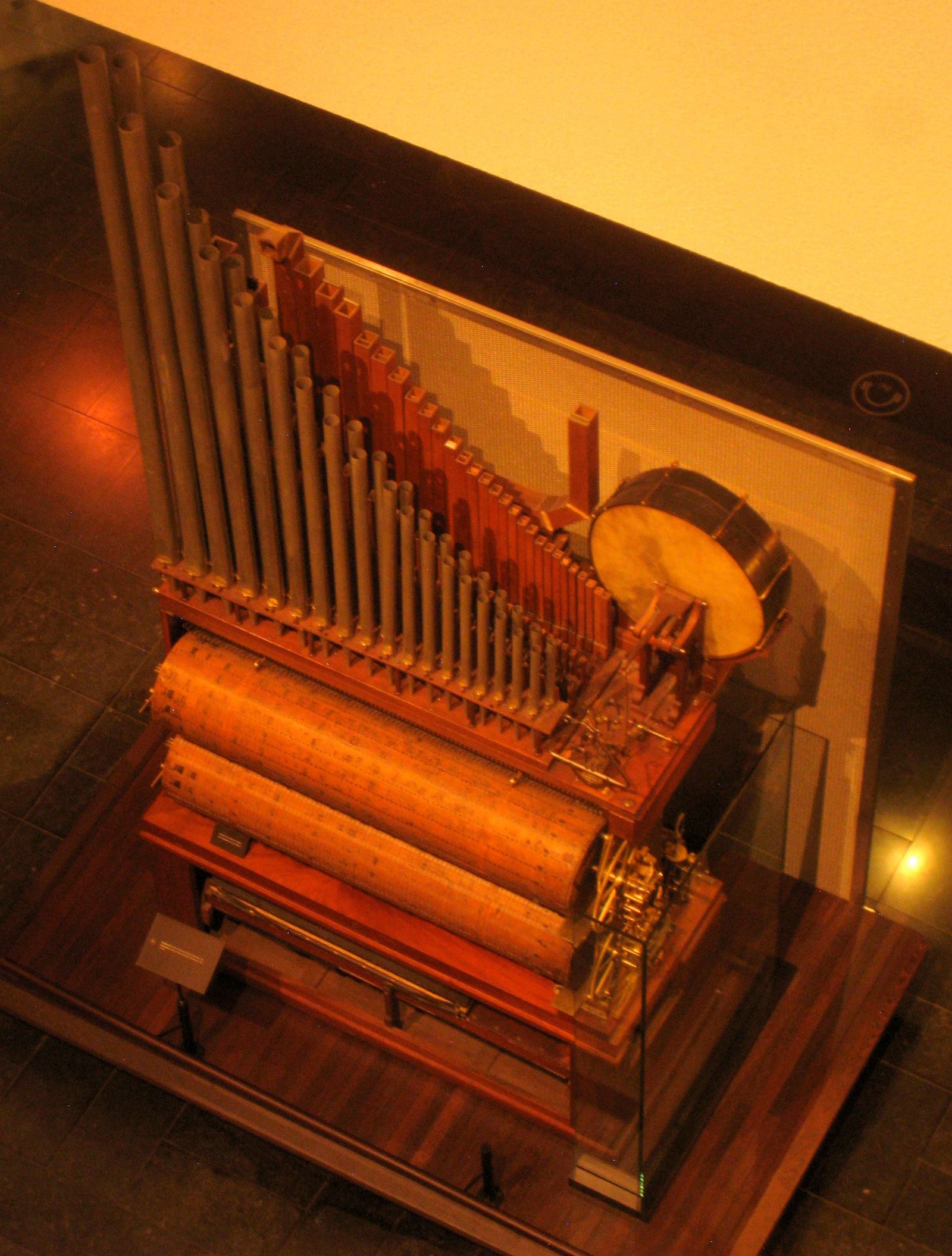 Mim - Musical instruments museum