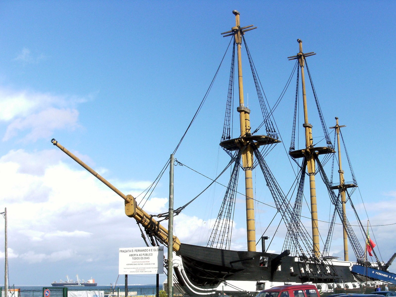 Dom Fernando II e Glória