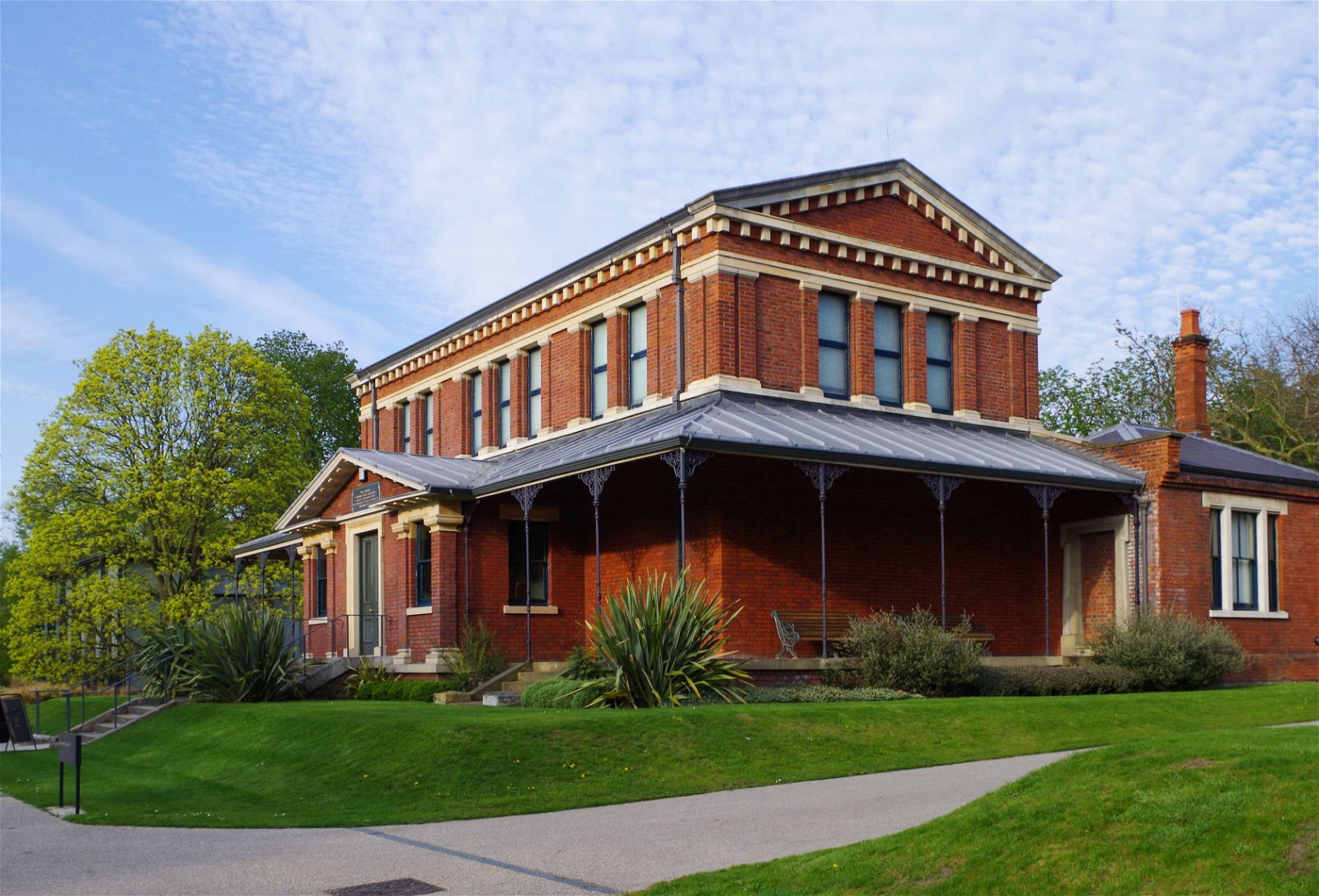 Marianne North Gallery