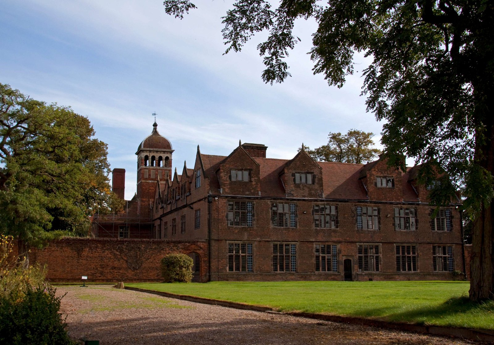 Castle Bromwich Hall Gardens