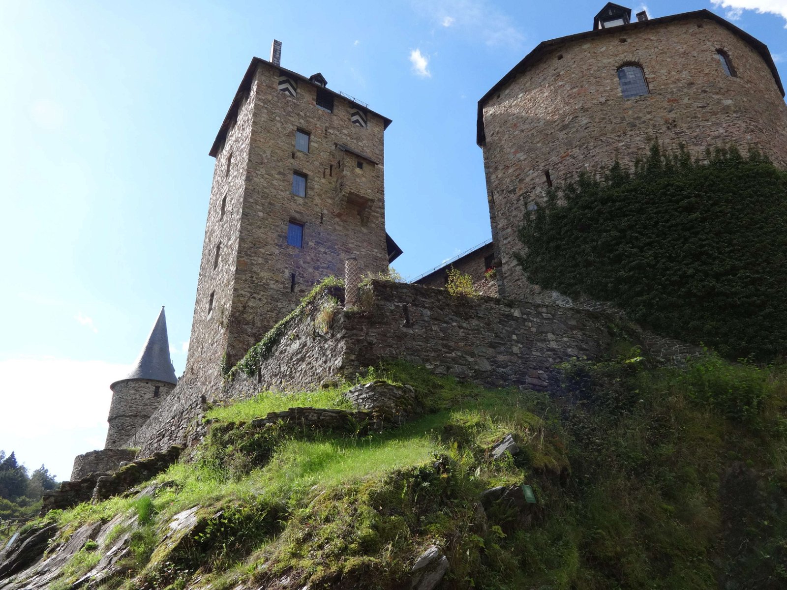 Reinhardstein Castle