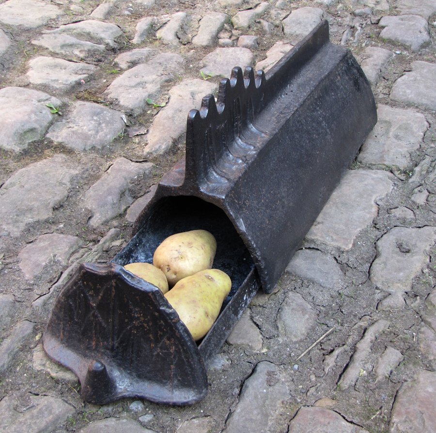 Gourmet Museum and Library