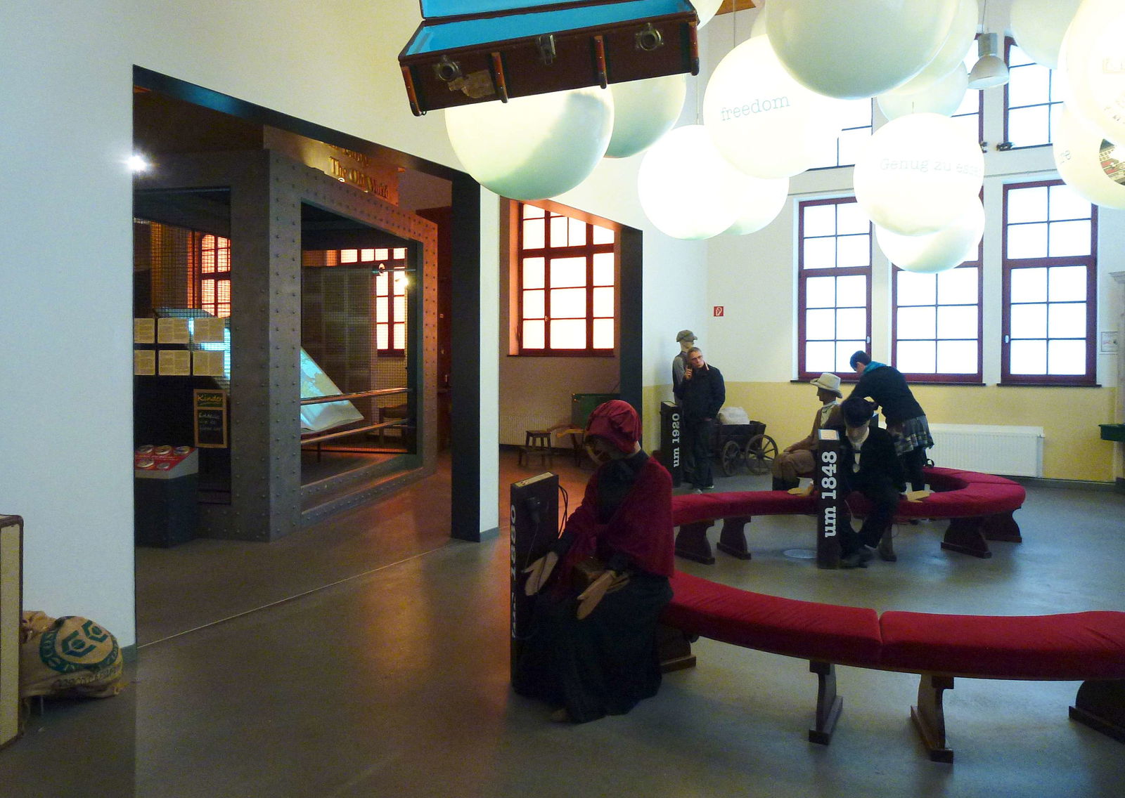 BallinStadt - Port of Dreams