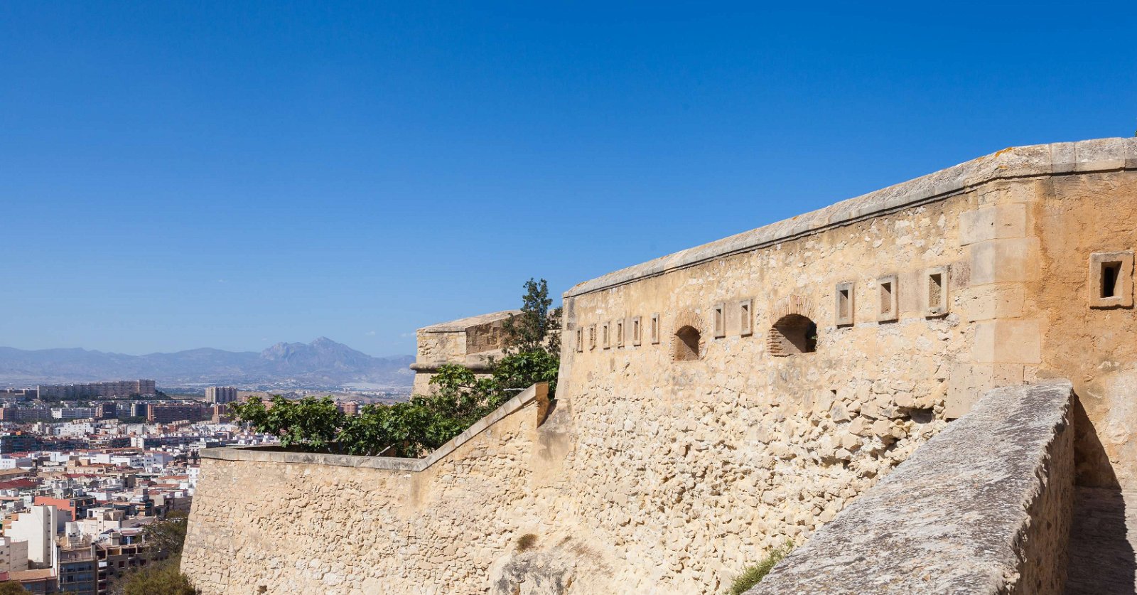 Castillo de Santa Bárbara - Museo de la Ciudad de Alicante
