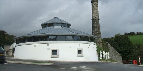 Expressions of Salt and China Clay Traces