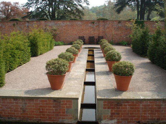 Hampton Court Castle