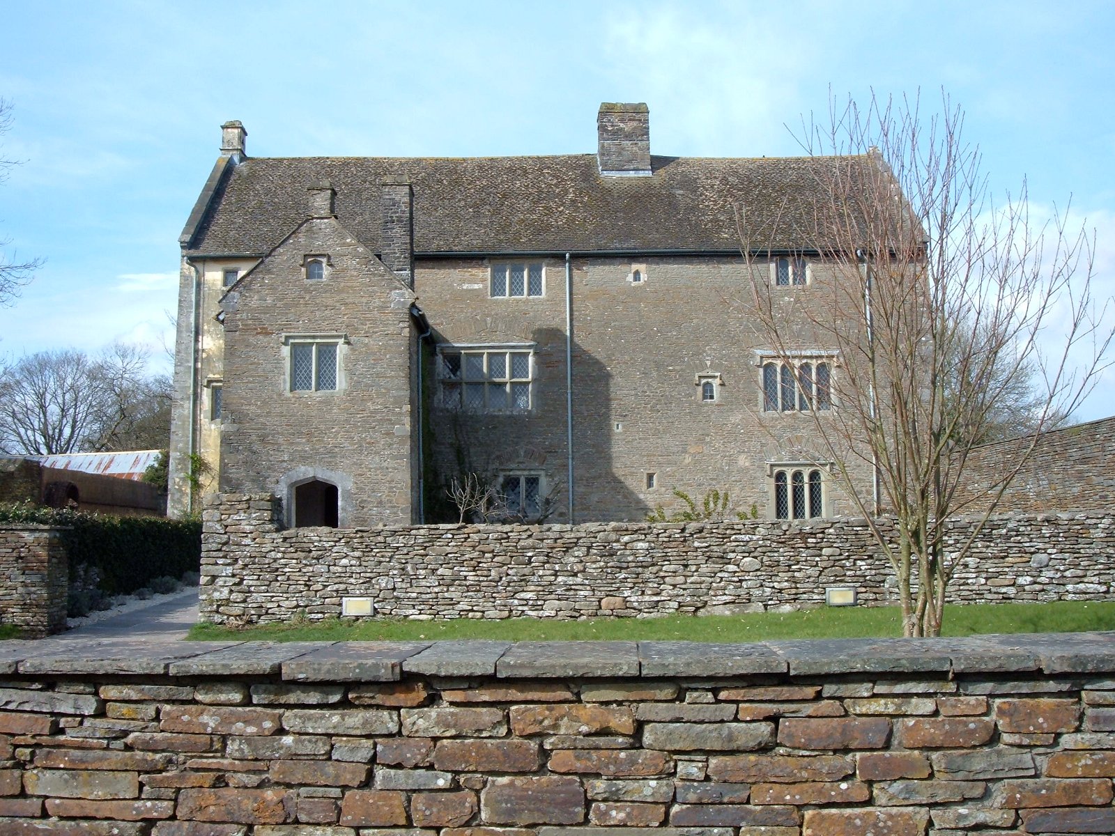 Llancaiach Fawr Manor