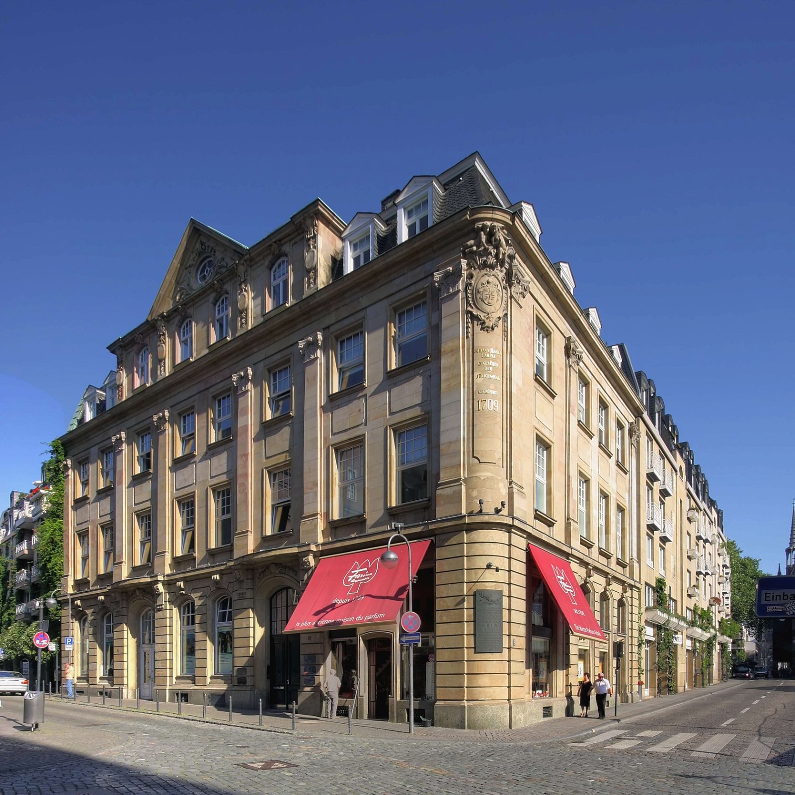 Fragrance Museum Farina-House