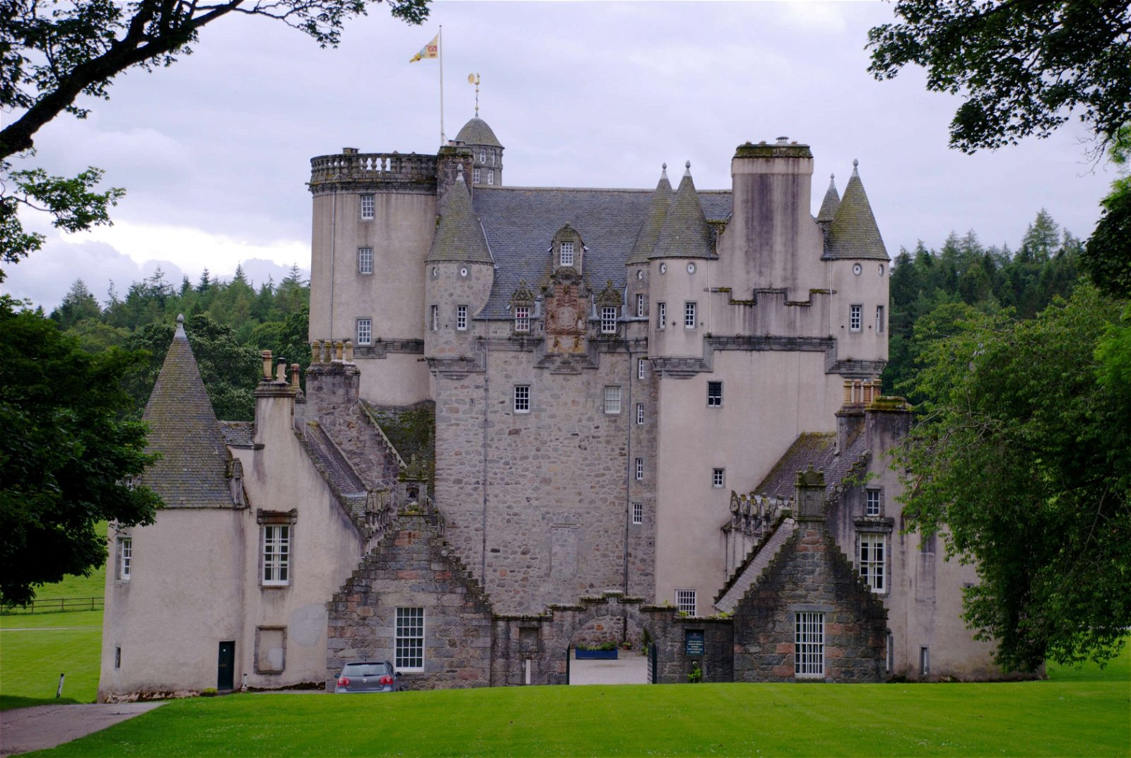 Castle Fraser