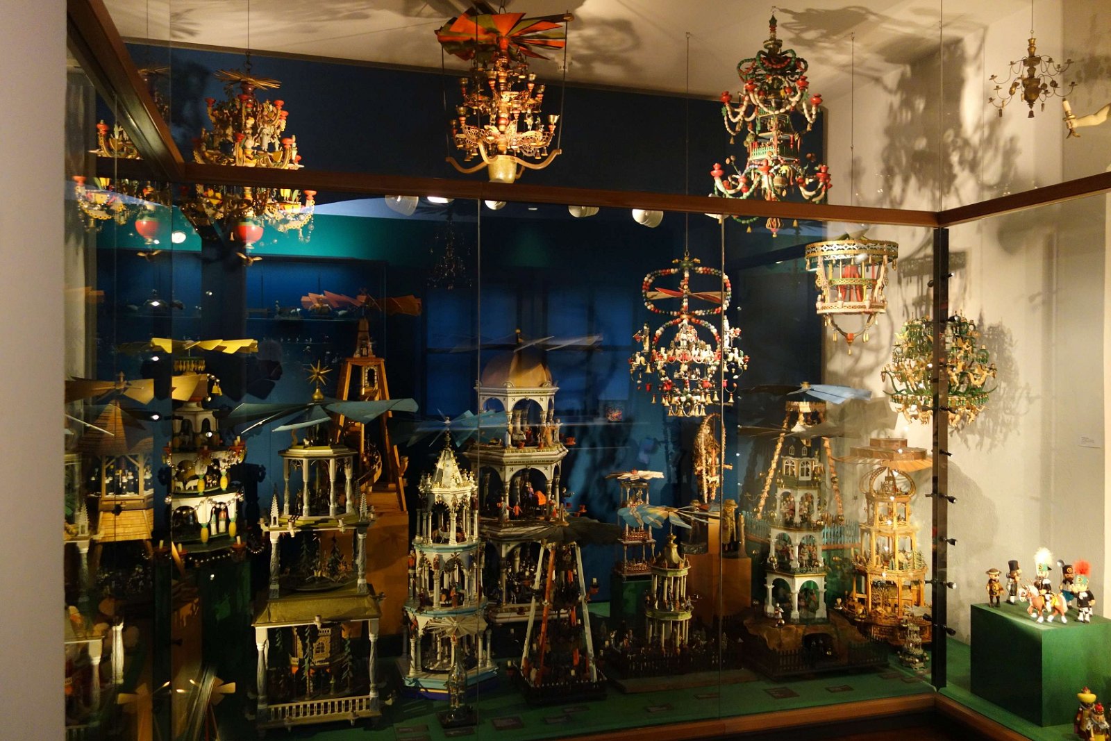 Museum für Sächsische Volkskunst mit Puppentheatersammlung